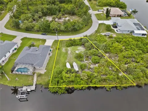 Oversized Gulf-Access Waterfront Lot