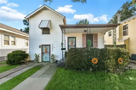 Duplex with Separate-Entry ADU