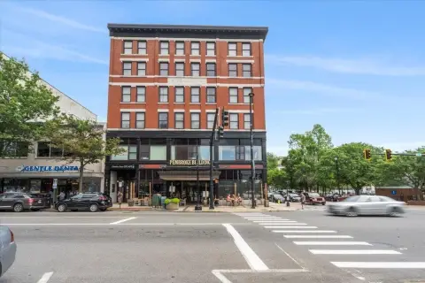 Luxury Office Space For Lease