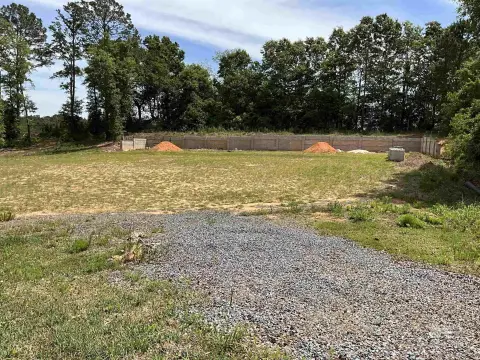 Residential Lot in Rock Creek