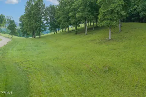 Lakefront Residential Homesite