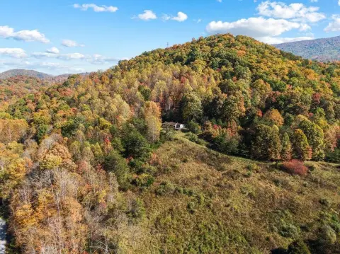 Expansive Land with Privacy