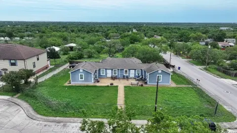 Renovated Duplex with Fenced Yard