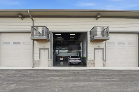 Luxury Automotive Gallery in Naperville