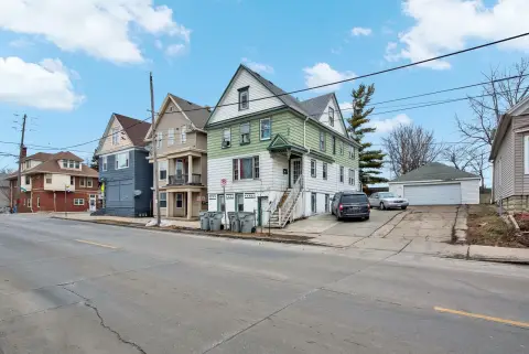 Income-Producing Milwaukee Triplex For Sale
