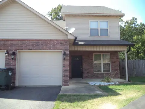 Three-Bedroom Duplex with Garage
