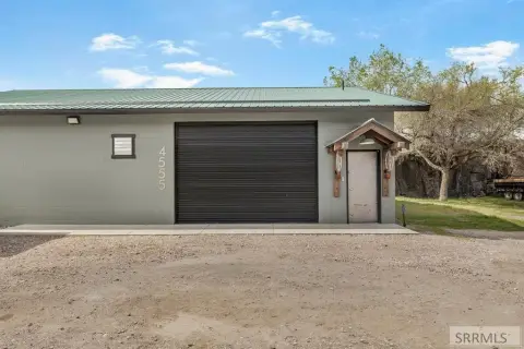 Pocatello Commercial Shop and Yard