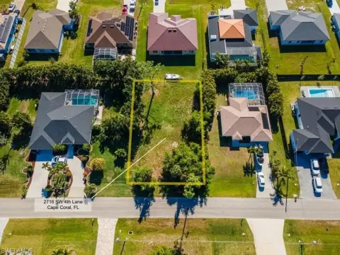 Desirable Cape Coral Homesite