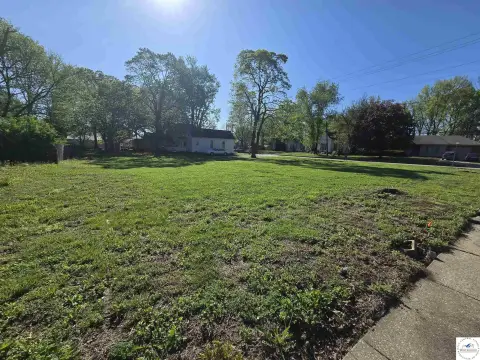 Vacant Lot in Clinton, MO