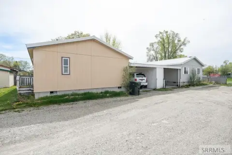 Renovated Duplex in Blackfoot, ID