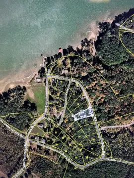 Vacant Lot Near Kentucky Lake