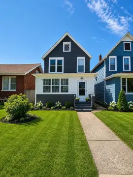 Two-Unit Frame Duplex