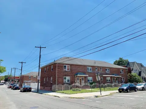 Multifamily Apartment Buildings