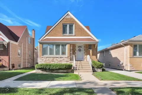 Brick 2-Unit Duplex