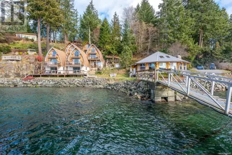 Oceanfront Resort With Marina