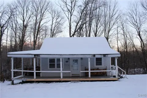 Secluded Cabin on 11 Acres