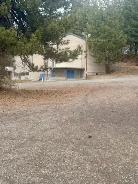 Chiloquin Historic Gym on Large Lot