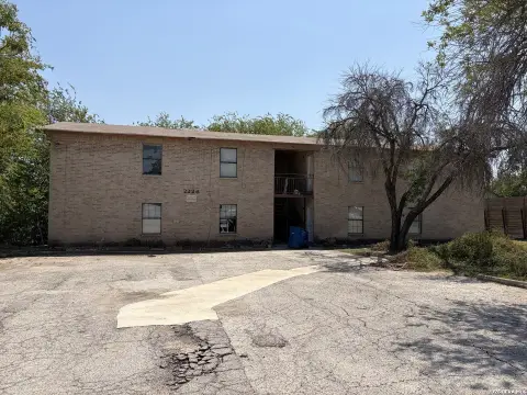 Four-Unit Quadplex