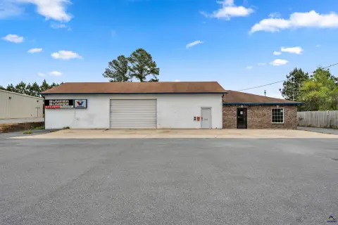 Corner Flex Warehouse Opportunity