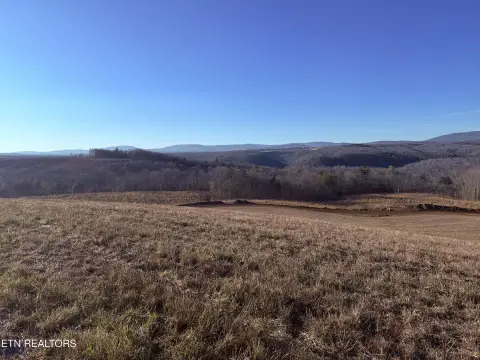 Grandview, TN Rolling Acreage