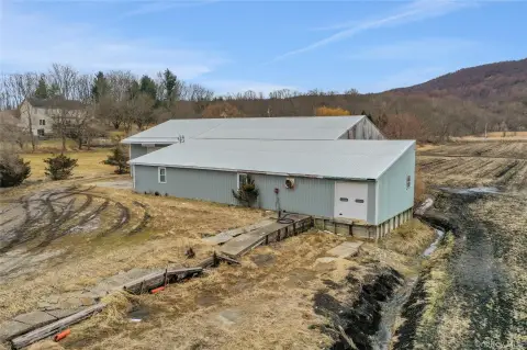 Industrial Warehouse With Land Portfolio