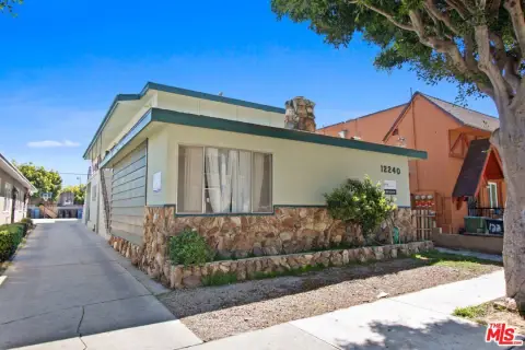 Hawthorne Multifamily Property Near LAX