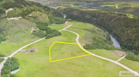 3.9-Acre Building Lot Near Henrys Fork