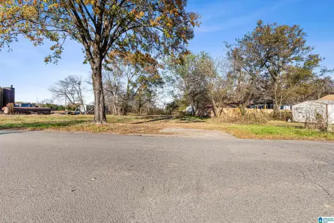 Commercial Land