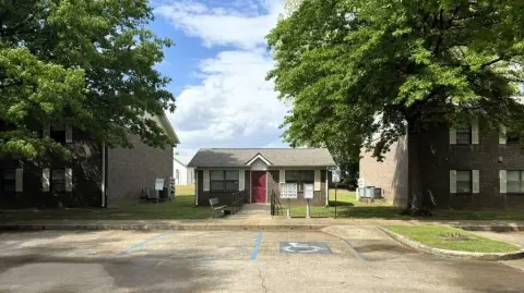 Well-Maintained Apartment Complex on 2+ Acres
