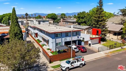 9-Unit Student Housing Apartment Building