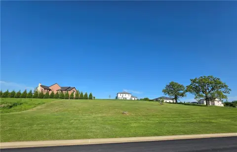 One-Acre Homesite in Southgate Estates