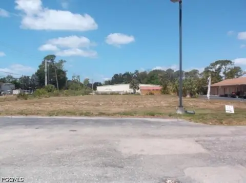 Commercial Land
