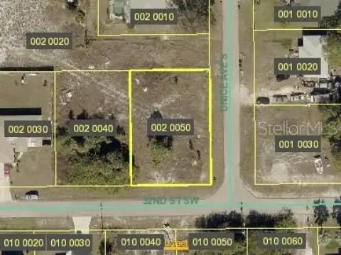 Corner Lot in Lehigh Acres