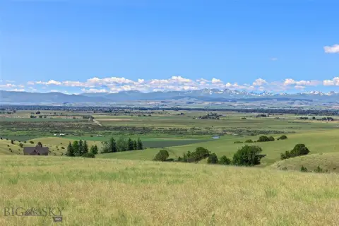 Agricultural Land with Historic Mansion