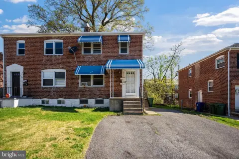 Parkville Duplex Opportunity