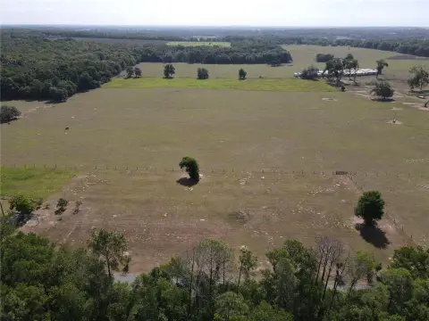 One-Acre Lot in Dade City