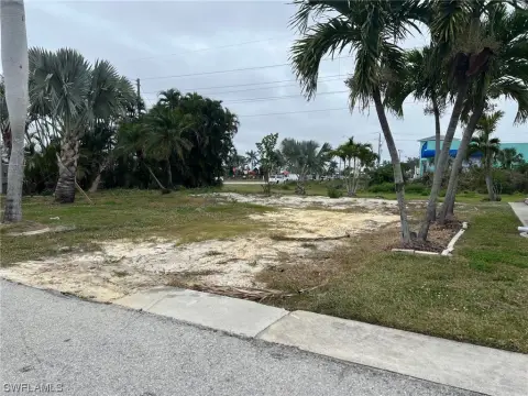 Fort Myers Beach Land Opportunity