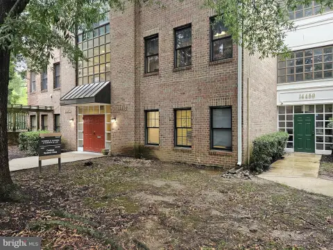 Ground-Level Office Condo