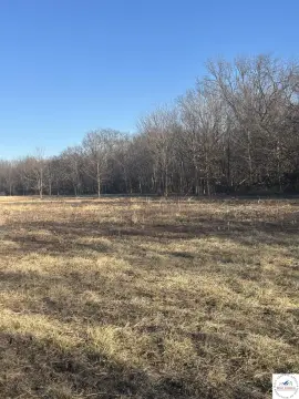 Spacious 5-Acre Tracts Near Clinton