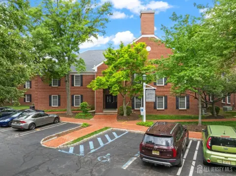 First-Floor Medical Office Condo