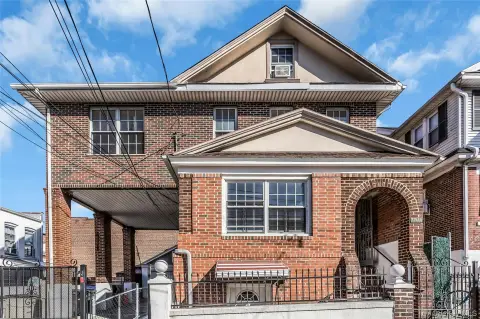 5-Unit Apartment Building