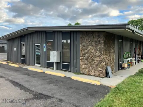 Mixed-Use Commercial Building