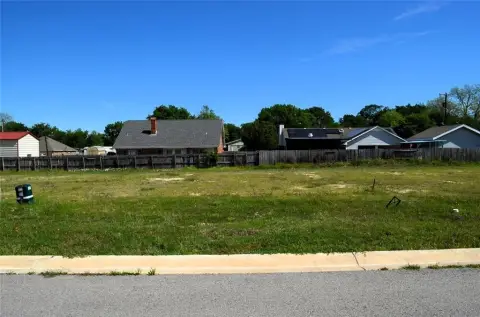 Residential Lot in Mabank, TX