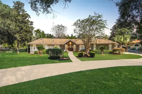 Ocala Equestrian Estate with Arena