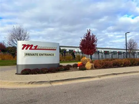 M1 Concourse Garage for Sale