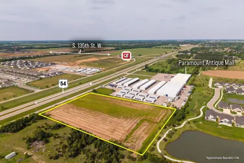 West Kellogg Commercial Land Opportunity