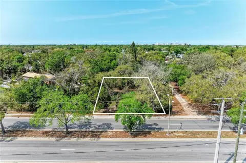 Oversized Homesite in Sarasota