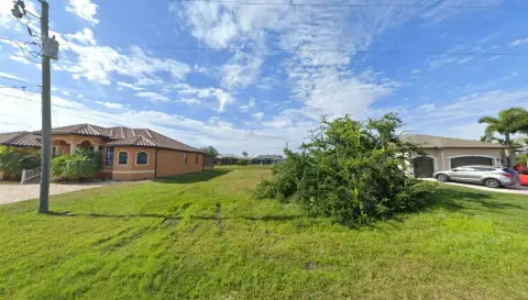 Waterfront Lot in Rotonda West