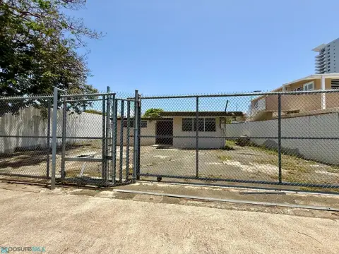 Fenced Office Units with Parking