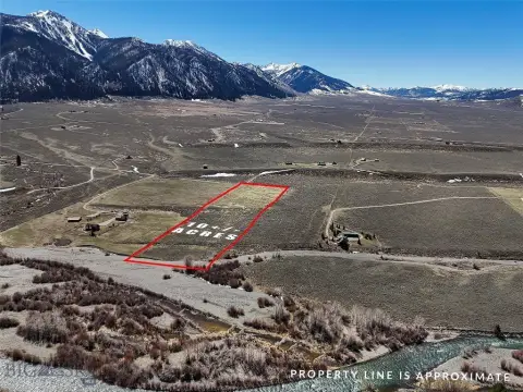 Hunting Land with Madison River Access